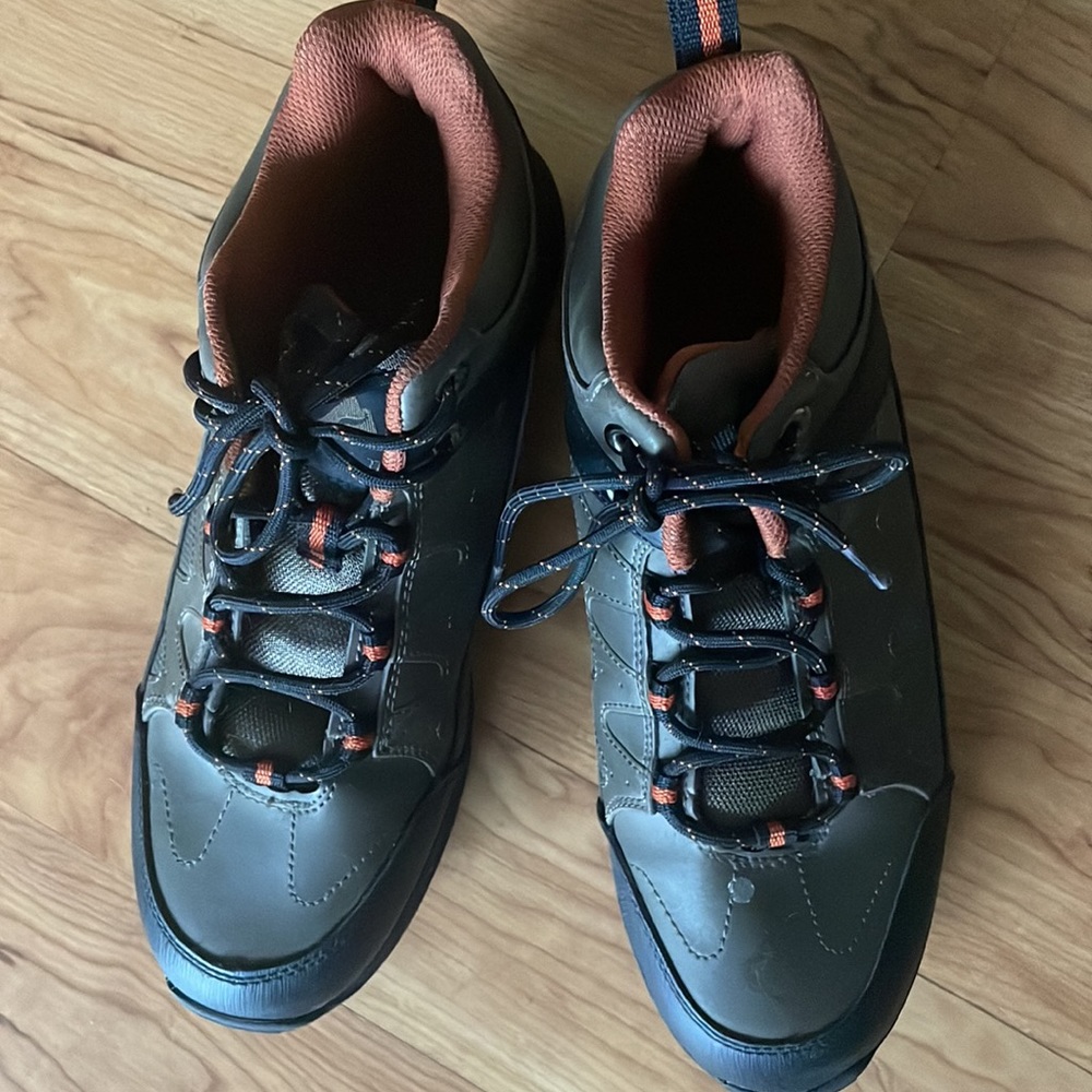 Boots - Picture 2 of 5